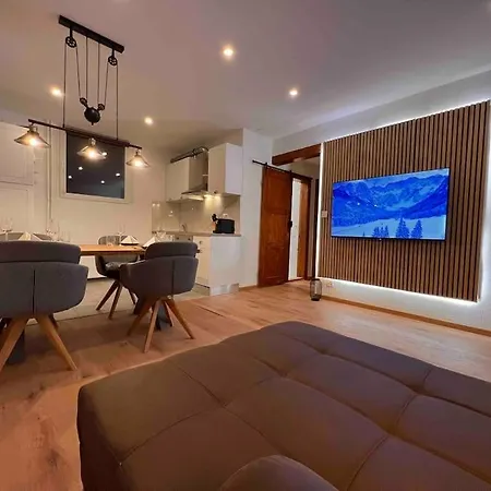 Apartment Mountain View